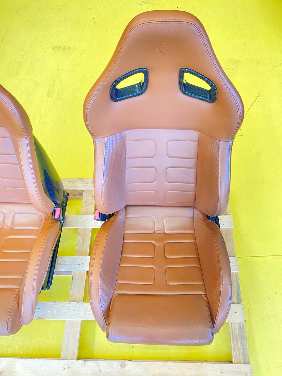 Ferrari 599 Seat