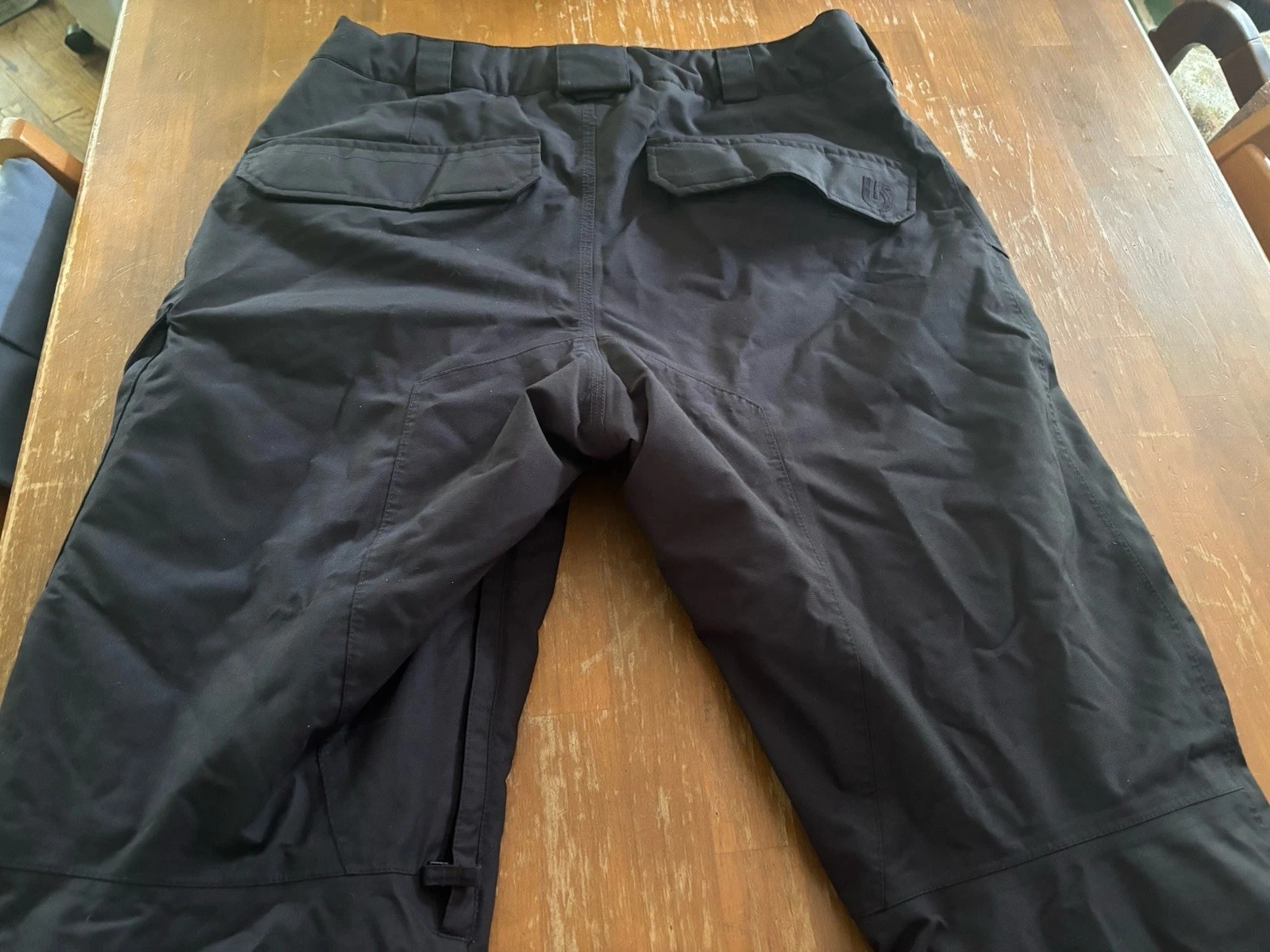 Burton Black ski pants WMs SZ Large Dryride snowboard snow vented pockets
Opens in a new window or t
