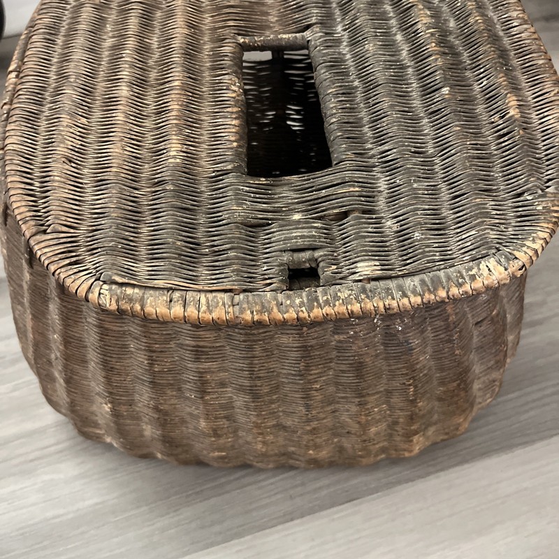 Vintage Wicker Fishing Creel Basket