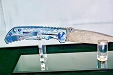 Spartan Harsey Folder Sound Wave Titanium Blue Accents Damascus Blade