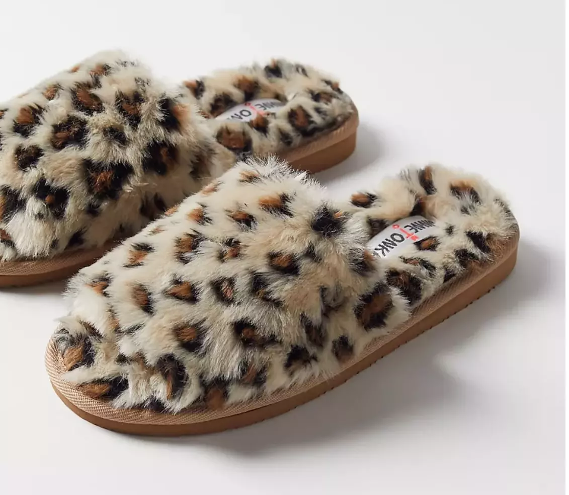 Minnetonka Women's Lolo Faux Fur Slide Slipper