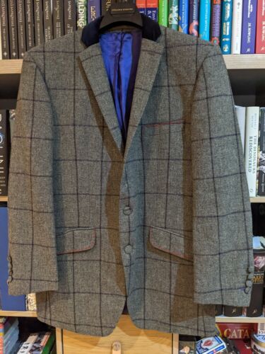 Holland Esquire Grey Wool Windowpanel with Stunning Detailing Jacket Size 42