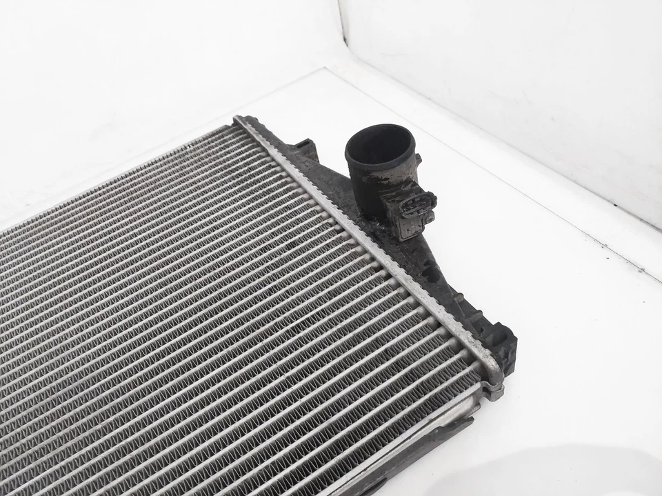Intercooler turbocompresor Volvo Xc70 2003-2007 8671694 *abolladura ligera* Foto 2 de 4