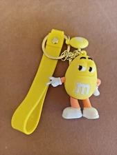 M & M "YELLOW"  KEYCHAIN / BACKPACK CLIP -PVC 3D -NEXT DAY SHIPPING