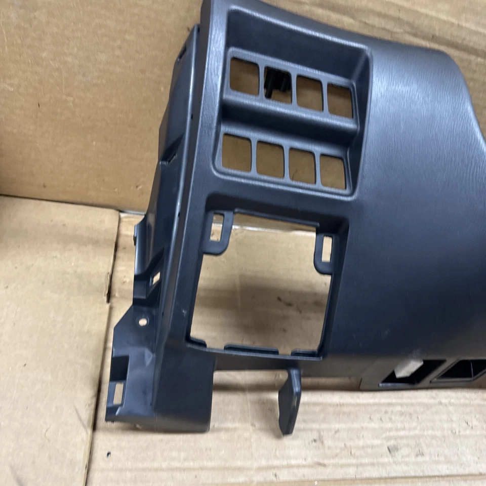 Infiniti QX60 2014-2020 TABLERO INFERIOR IZQUIERDO RODILLERA REFUERZO MOLDURA PANEL INFERIOR OEM Foto 2 de 4