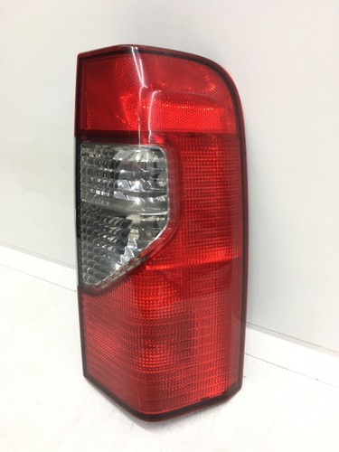02 03 04 Nissan Xterra Tail Light Passenger Right - 第 2/4 張圖片