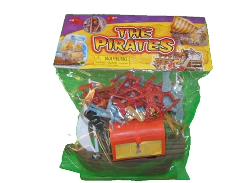 Hing Fat Deluxe Pirates And Accessories Plastic Figures Set NEW!