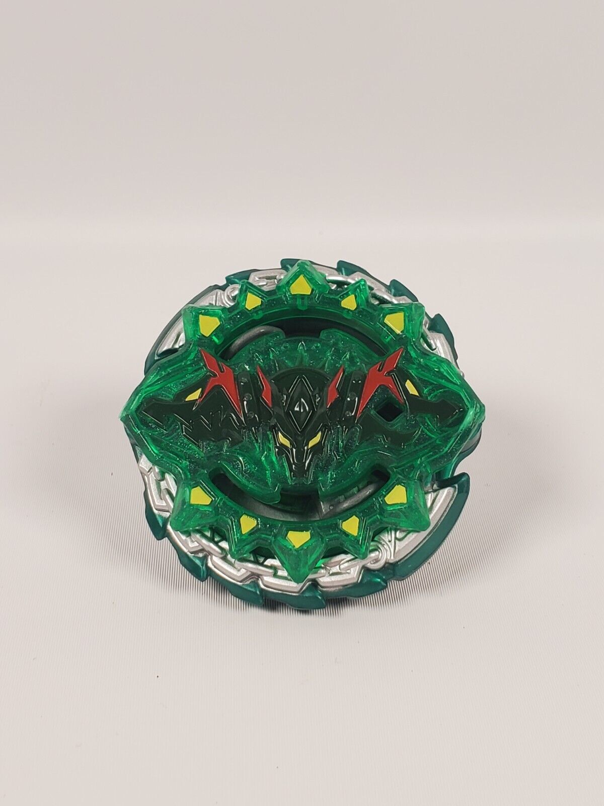 Beyblade  Burst Turbo Hazard Kerbeus com Lançador Rotação Dupla LR