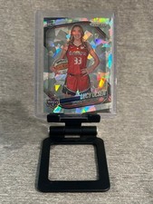 2025 Panini Prizm WNBA - Ice Prizm - Lucy Olsen #145 (RC)