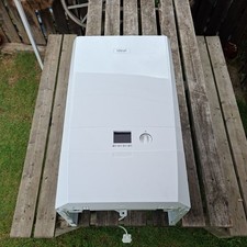 Ideal Logic Heat2 H18 Gas Boiler (2 months use)