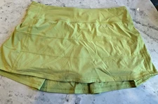 Lululemon Pace Rival Skirt Mid Rise Green/Yellow Tennis Golf Skort Size 10