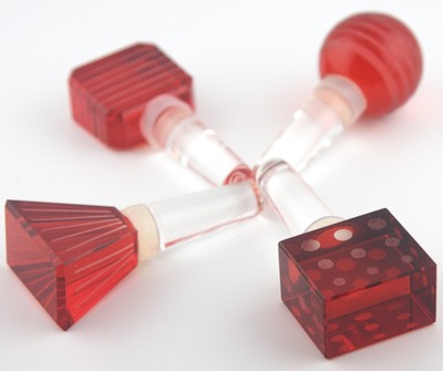 Mikasa Cheers - ''CHEERS RUBY'' Wine Bottle Stoppers (Set of 4)   #5071263  NIB