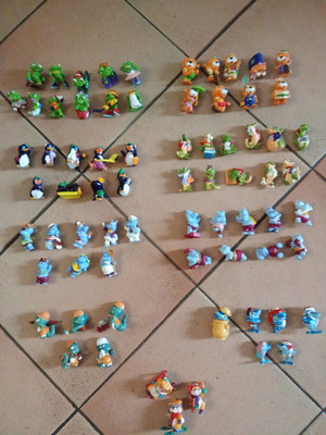 KONVOLUT 70 KINDER ÜBERRASCHUNG VINTAGE-SERIE TIERE-FLUSSPFERDE/KROKO/PINGOS/SPLASH/DINOS..