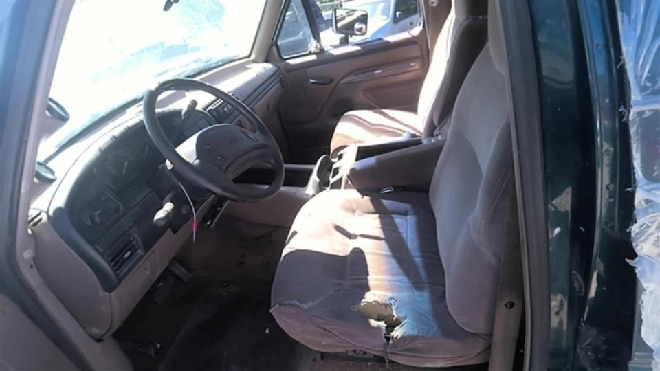 Passenger Corner/Park Light From 8501 GVW Fits 92-97 FORD F250 PICKUP 30329337 Foto 3 de 4