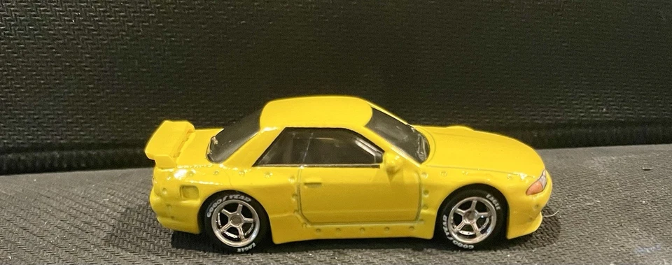 Ruedas y neumáticos Hot Wheels Premium Ronin Run 2 Nissan Skyline GT-R Pandem PERSONALIZADOS Foto 2 de 4