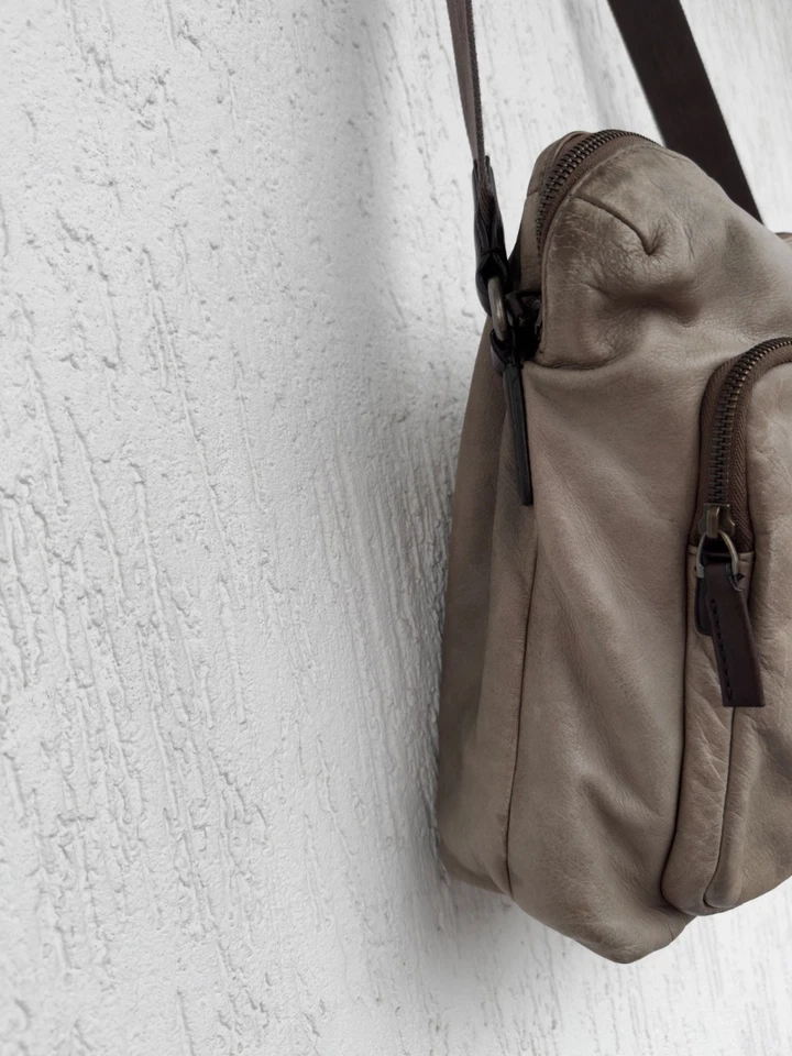 Vintage Hugo Boss Leather Briefcase Messenger Crossbody Bag - Image 2 of 4