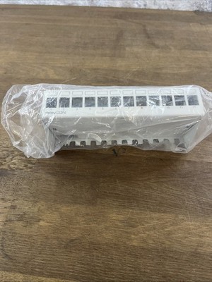 10'' Patchpanel 250MHz 12-Port 1HE RJ45 geschirmt grau 1GB LAN Deleycon