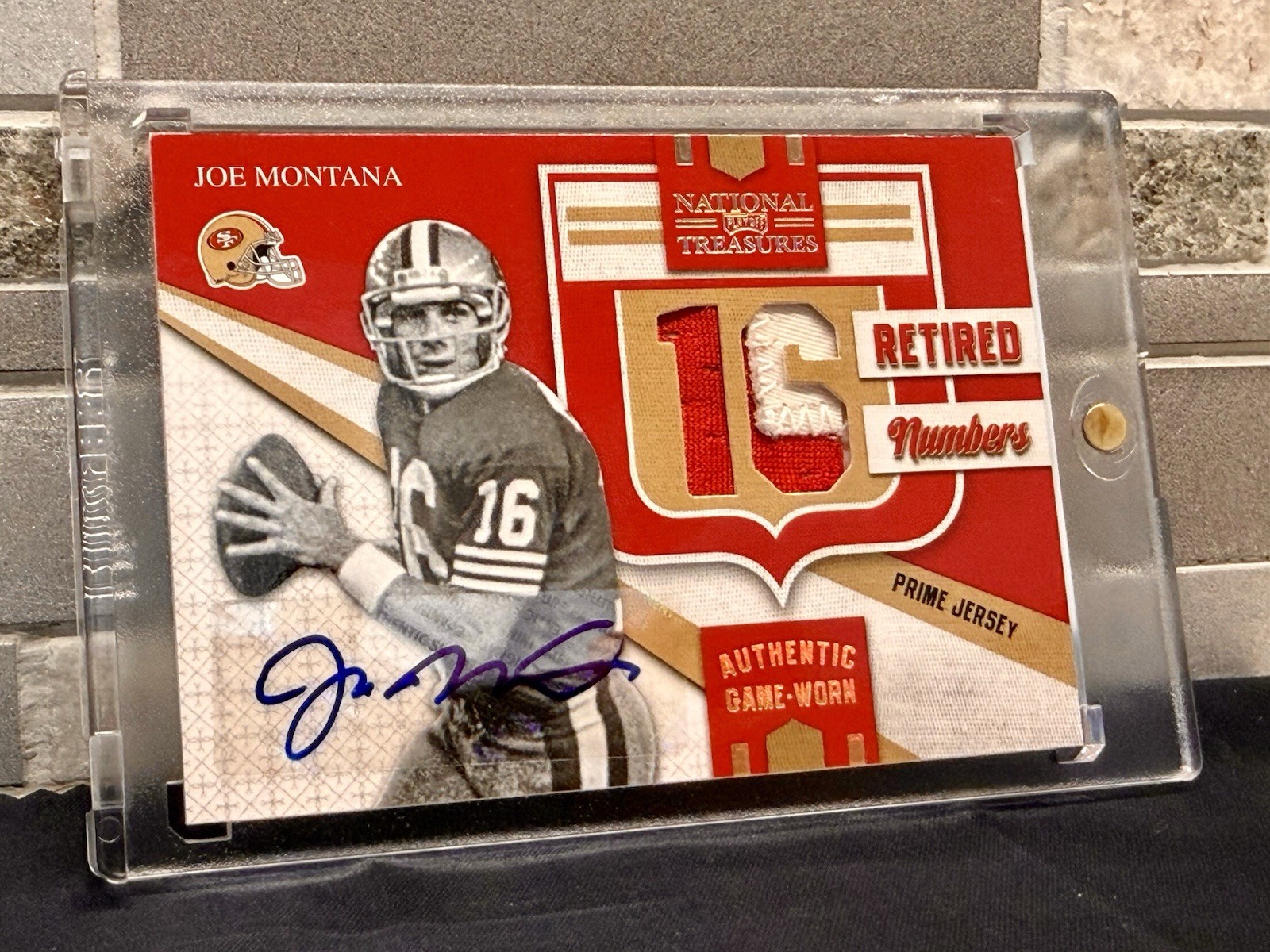 2009 National Treasures Joe Montana AUTO GAME USED Prime Jersey Patch /10 49ers view 4