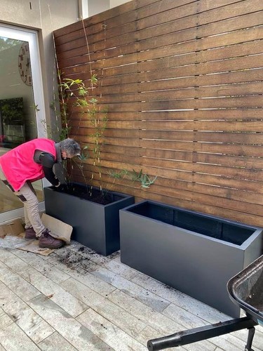 Polystone Lightweight & GRC Planter boxes in 6 Different colors - Picture 10 of 36