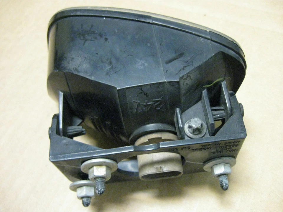 Chevrolet Chevy Trail Blazer 2002-2009 pasajero luz antiniebla oculta derecha Foto 2 de 4