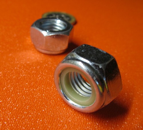 Tuercas hexagonales de bloqueo de inserción de nailon clase 10 de acero de placa de zinc derecha M12 x 1,75 x 19 mm W 50 piezas - Imagen 4 de 12