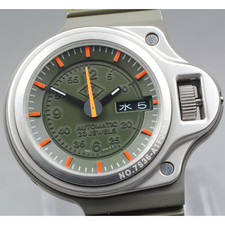 SEIKO x Cabane de Zucca JDM Giugiaro Dashboard Automatic SEIKO x Cabane de Zucca JDM Giugiaro Dashboard Automatic