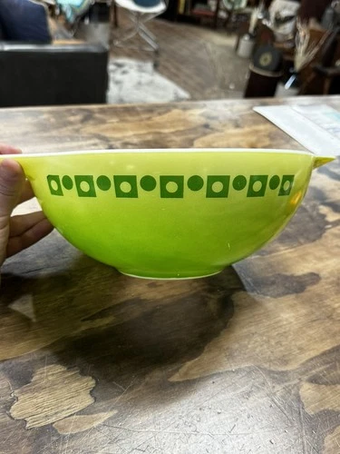 Vintage PYREX Green Dot Square 4 Qt. Cinderella Bowl 444