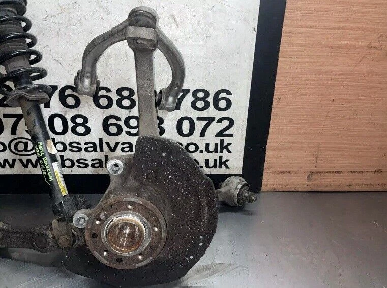 MERCEDES BENZ C CLASS W205 2.1 FRONT O/S RIGHT COMPLETE SUSPENSION LEG  2014-21 - Image 4 of 4