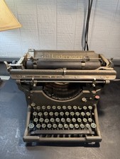 Vintage Underwood Standard Typewriter – For Parts or Restoration thumbnail