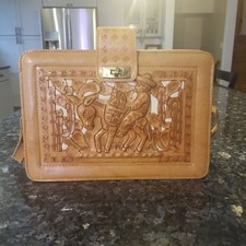 High quality vintage leather purse