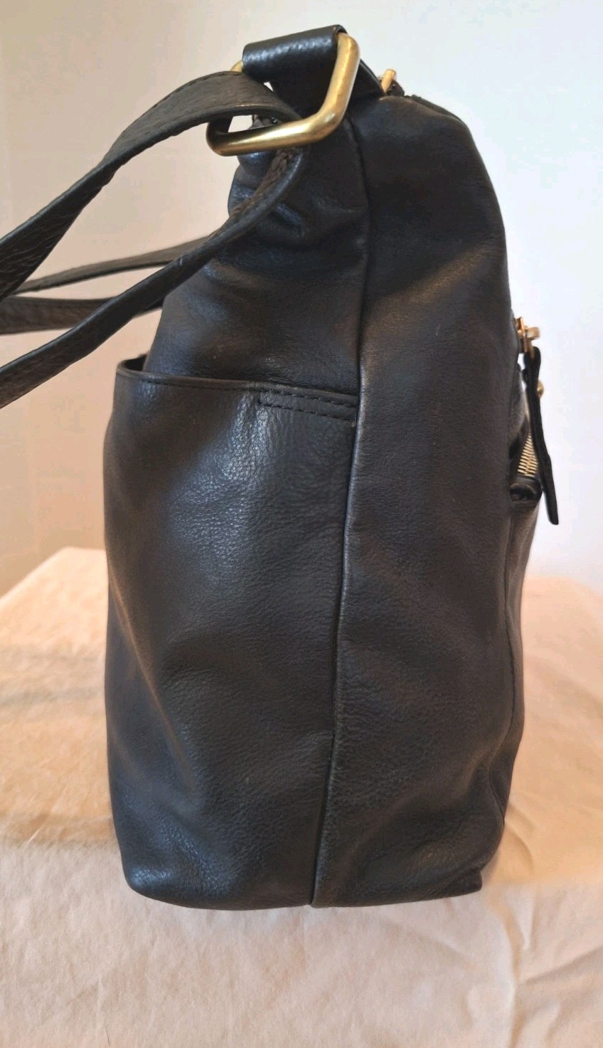 Great American Leather Works Black Shoulder Bag Crossbody Multi Zipper Pocket