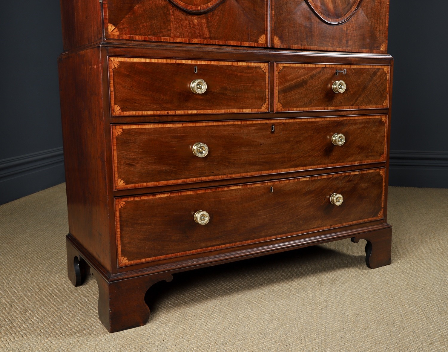 Antique English Georgian Federal Mahogany Linen Press Wardrobe Armoire  (c.1780)