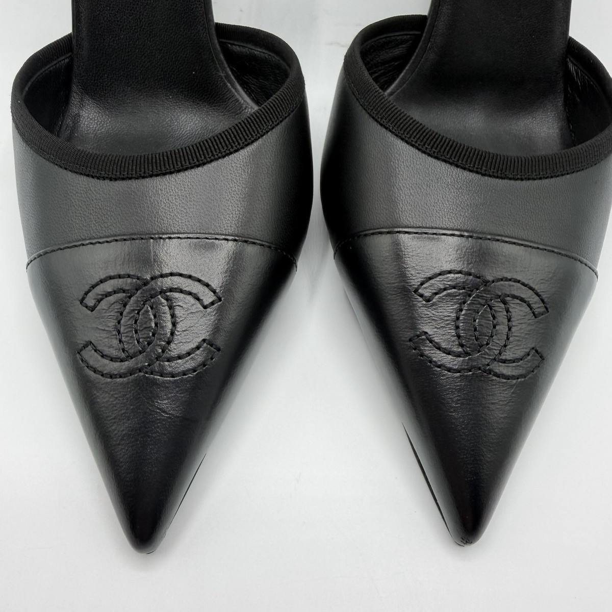 NEW CHANEL 26P Black Lambskin Leather CC Logo Pointed Toe