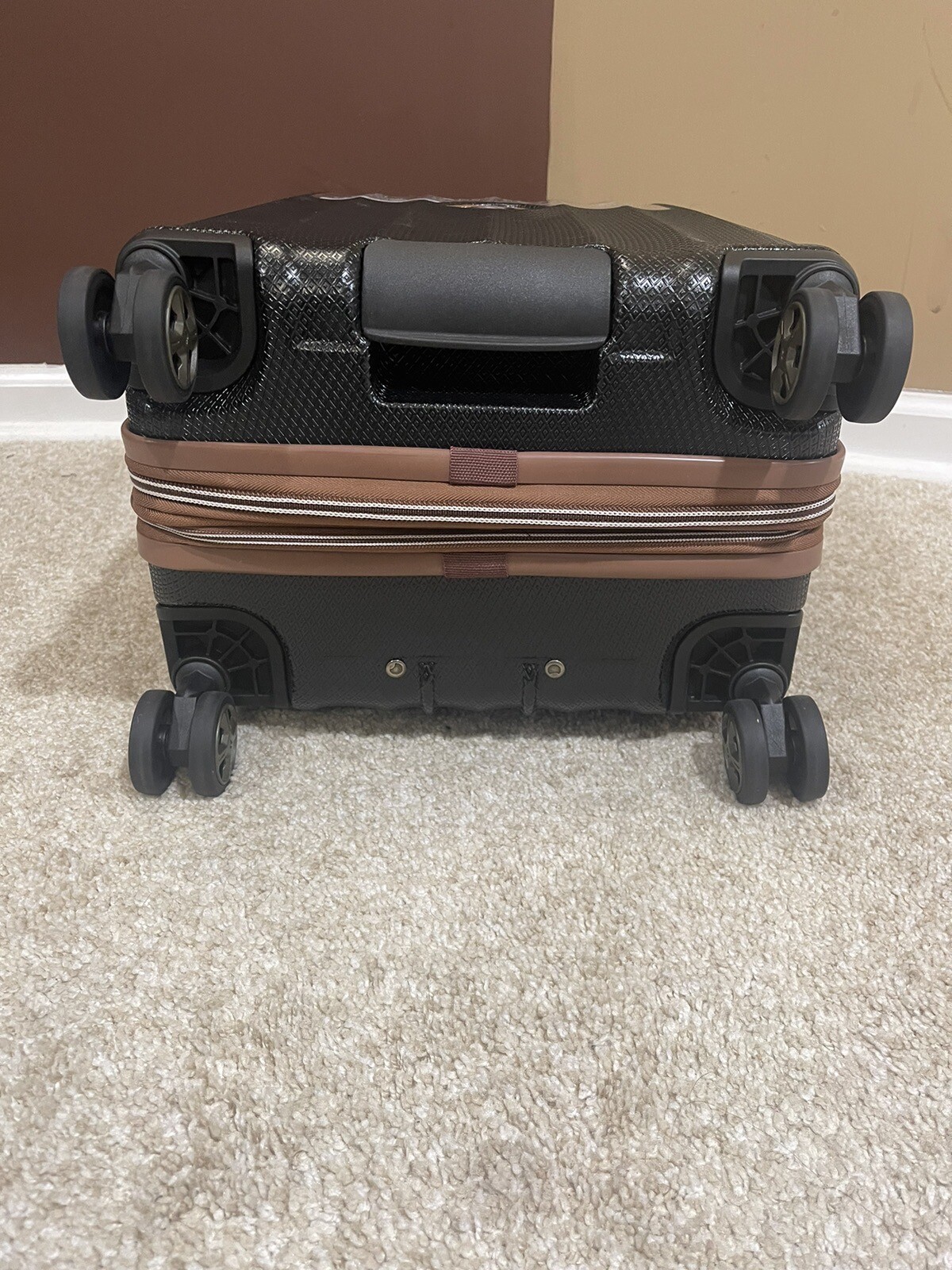 Delsey ST TROPEZ CARRYON EXPANDABLE SPINNER eBay