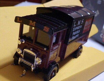 Corgi Classics AEC 508 5-Ton (LMS Express Parcels) Diecast 1:40 (Great Britain)
