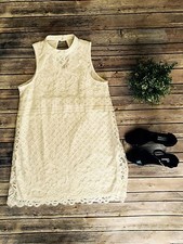 Cream Lace Crochet Shift Dress Medium Bridal Shower Party Juniors Short