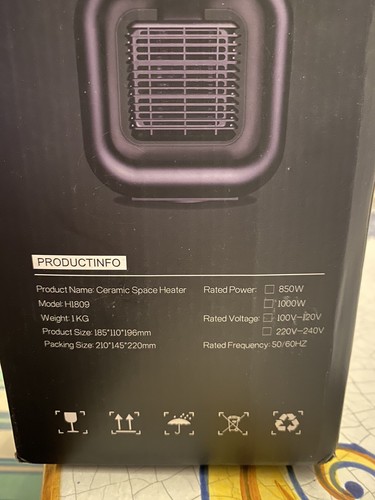 Small Oscillating Ceramic Space Heater 2 Settings Tip Over & Heat Protection - Picture 3 of 11