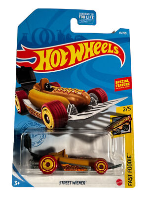2021 Hot Wheels Treasure Hunt 41/250 Fast Foodie 2/5 Street Wiener Brown