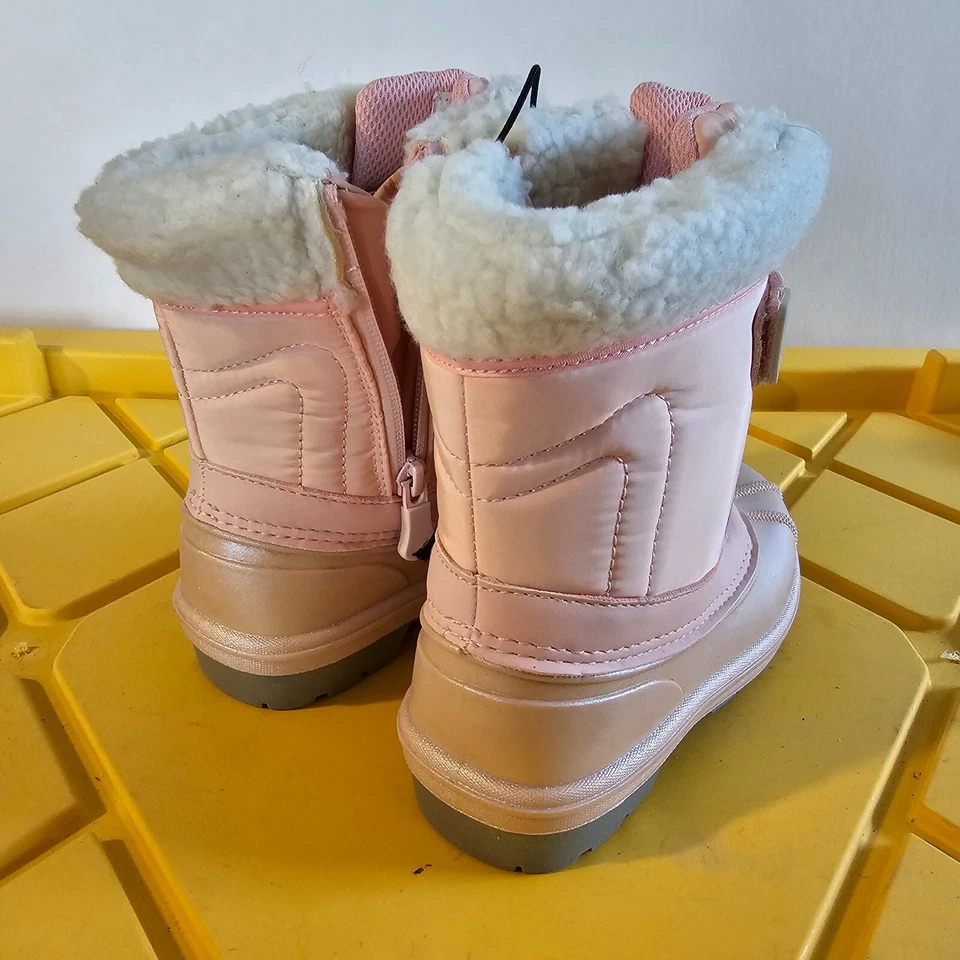 Botas de invierno de viaje para niñas pequeñas - Cat & Jack; rosa 10 brillantes Foto 4 de 4