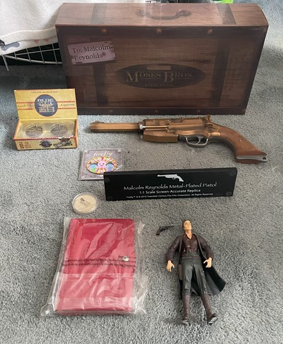 Firefly Serenity 6 items - Malcolm Reynolds Revolver, Nathan Fillion, Alan Tudyk