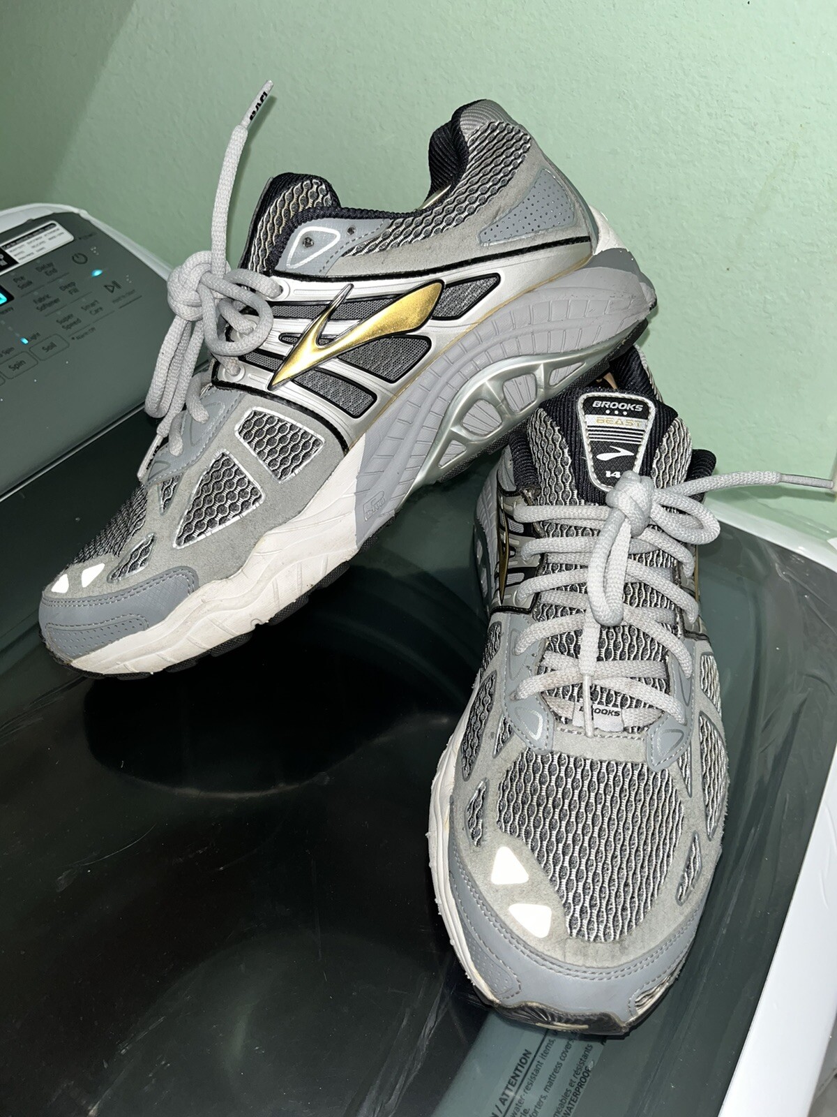 BROOKS Mens Beast 14 Size 11.5 WIDE EE US Gray Athletic Trainer Running Shoes eBay