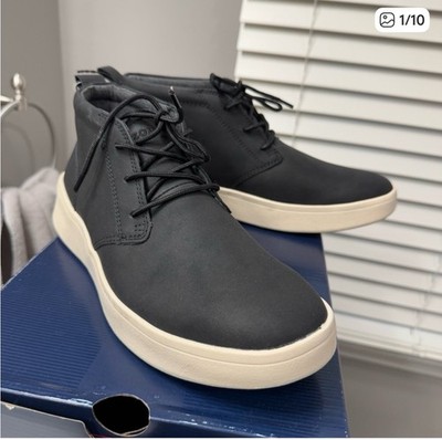 New Izod Men s Black Palmer Chukka Boots, Size 8