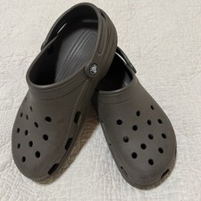 Crocs Unisex Classic Brown Slip-On Sandals, Men's Size 8, Women's Size 10