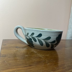 2001 Salmon Falls Stoneware Green Pennsylvania Chowder Bowl - signed made in NH