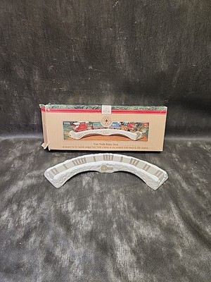 Hallmark Claus & Co. Railroad Train Trestle Display Stand for Ornaments
