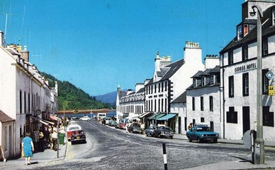 SCHOTTLAND POSTKARTE Inverary The Main Street Argyll and Bute UK Colourmaster