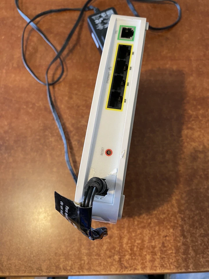 2Wire 2701HG-B M High-Speed DSL Gateway/Router/WAP (AT&T Branded) - Image 4 of 4