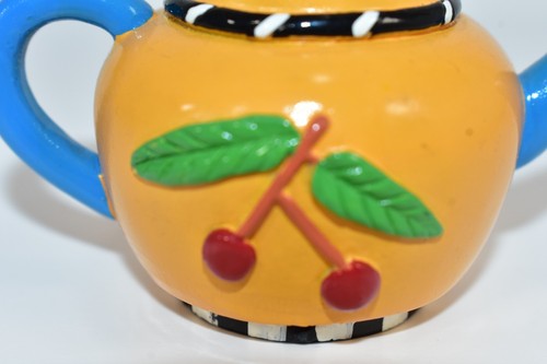 VTG MARY ENGELBREIT CHRISTMAS ORNAMENT 1993 CHERRIES TEAPOT - Picture 4 of 5