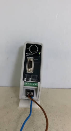 KEYENCE N-R2 DEDICATED COMMUNICATION UNIT RS-232C OUTPUT TYPE (JAPAN) *TESTED* - Video 1 of 1