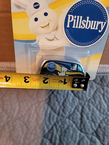 Pillsbury Doughboy General Mills Hot Wheels FURG D-LIVERY VAN 2012 NUOVO CON SCATOLA - Foto 3 di 6